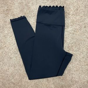 IVL Scallop Black Leggings